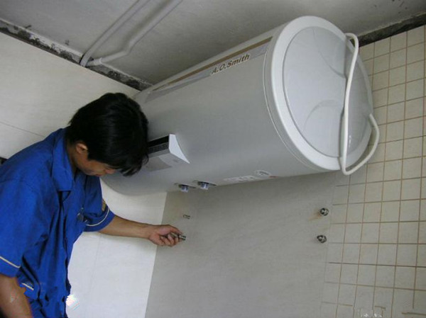 電熱水器清洗保潔怎么做？