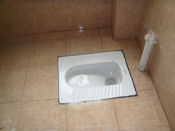 說說蹲便器安裝尺寸選擇及安裝方法