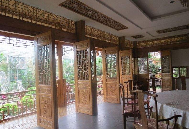 仿古木雕門(mén)窗安裝施工 仿古門(mén)窗安裝工藝標(biāo)準(zhǔn)